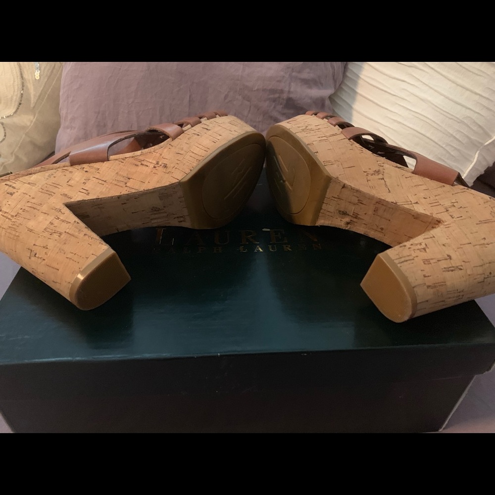 Shoes - Picture 4 of 4
